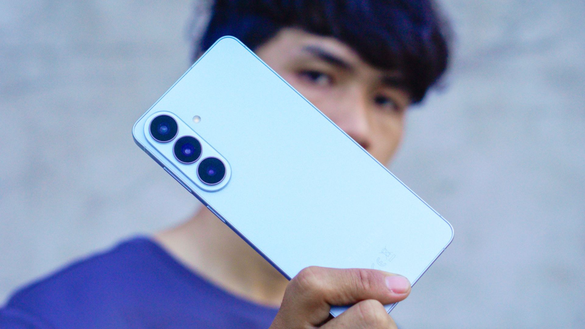 Ảnh bìa đánh giá Samsung Galaxy S26 Plus - thiết kế tổng thể